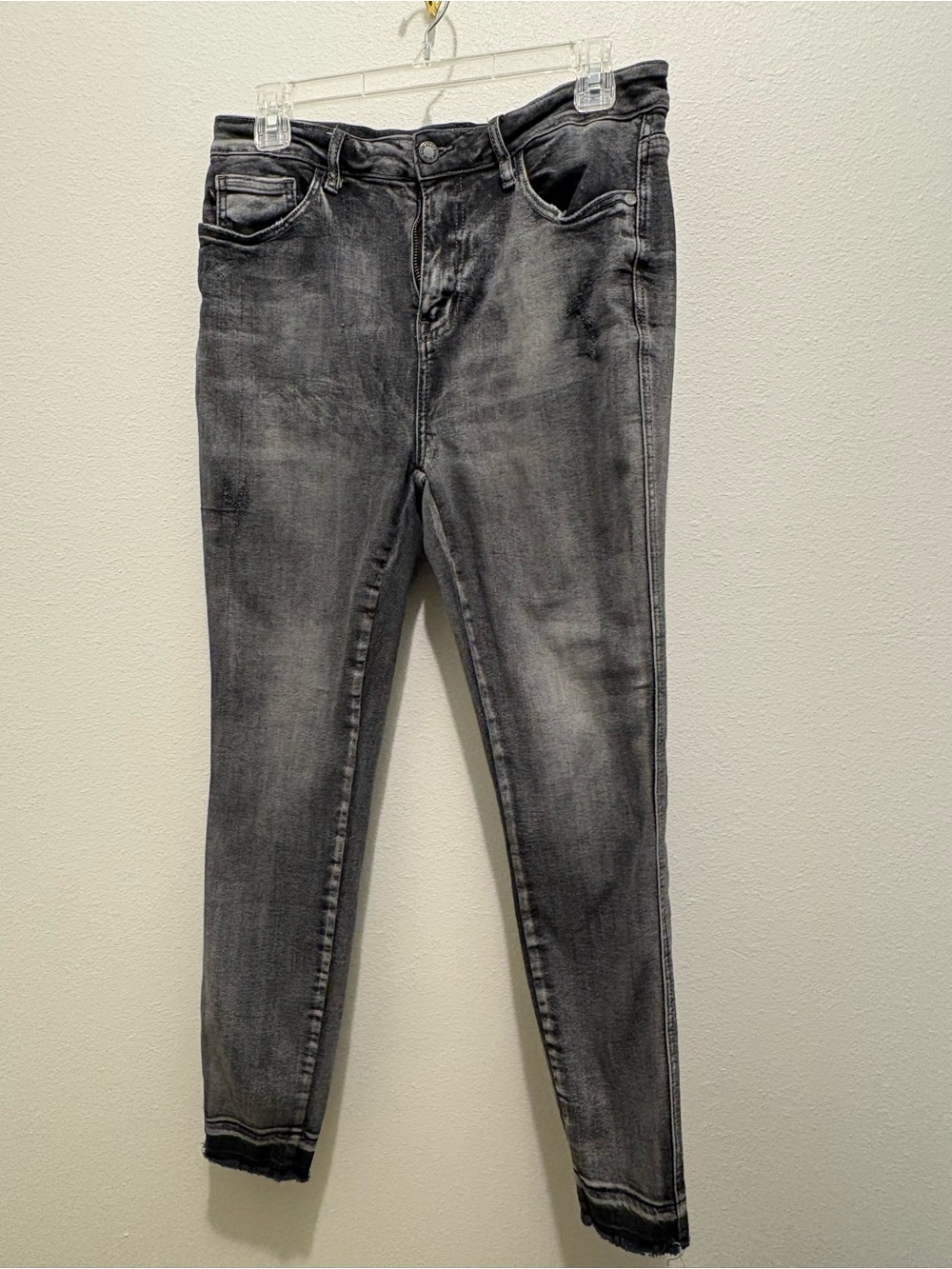 Judy Blue Washed Gray Skinny Jeans